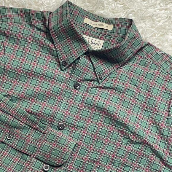 L.L. Bean Shirt Button Down Plaid  Wrinkle Resistant Size Large Green Red - Picture 1 of 5
